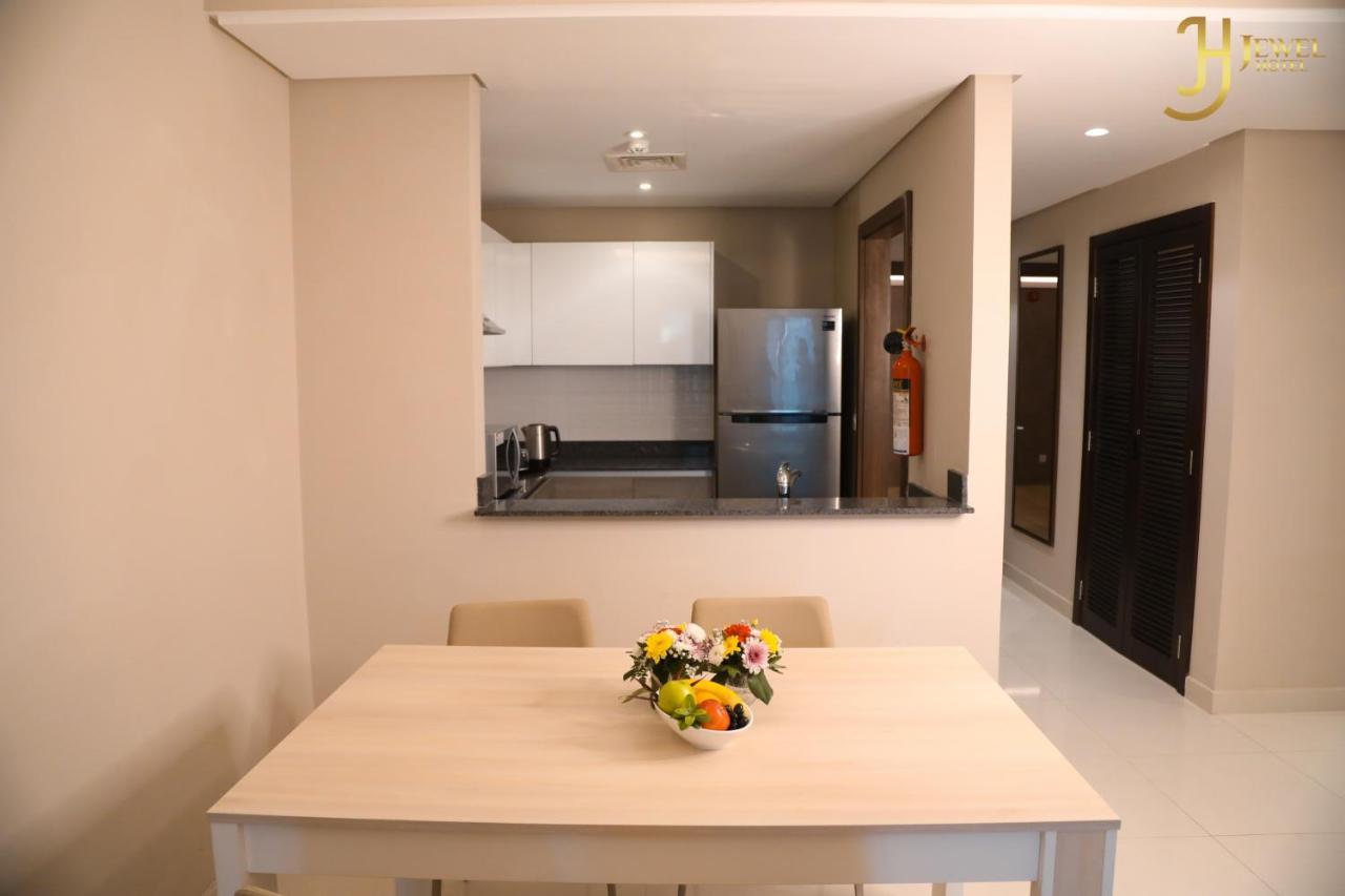 מנאמה Sunday Luxury Downtown Adliya Formerly Jewel Hotel מראה חיצוני תמונה