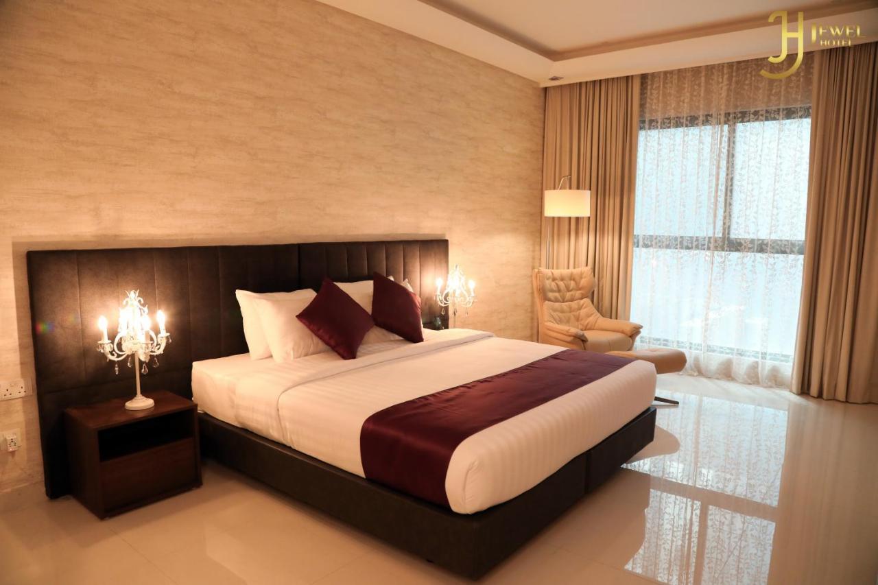 מנאמה Sunday Luxury Downtown Adliya Formerly Jewel Hotel מראה חיצוני תמונה