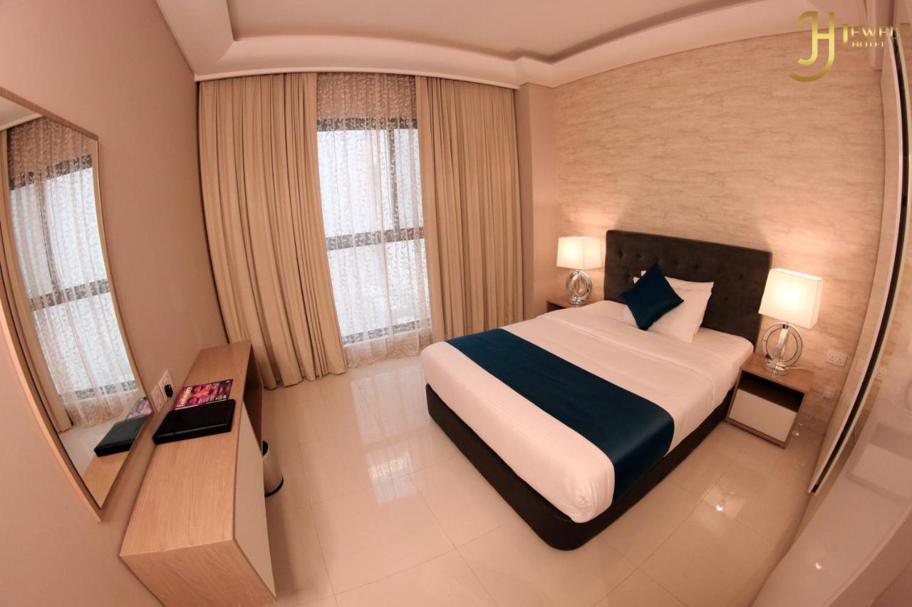 מנאמה Sunday Luxury Downtown Adliya Formerly Jewel Hotel מראה חיצוני תמונה